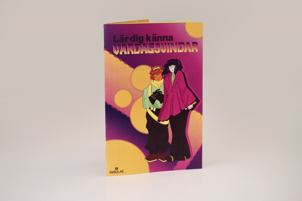 En liten trycksak skapad för information kring karaktärerna.